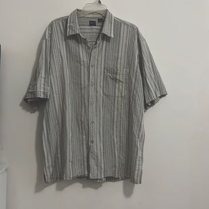Men’s casual shirt